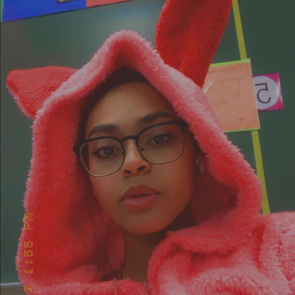 Meet your Posher, Kiana